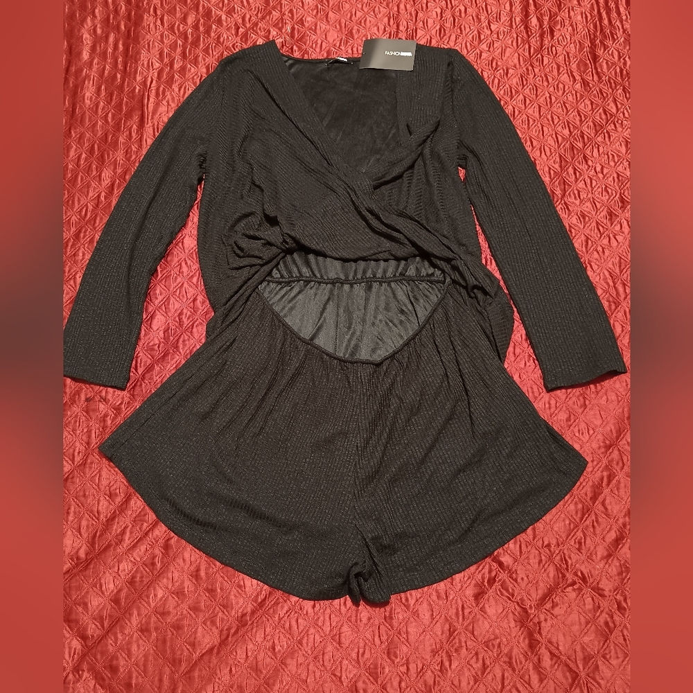 Fashion Nova Annabelle Twist Front Romper Black SzXL Sexy Party Beach - Picture 5 of 12
